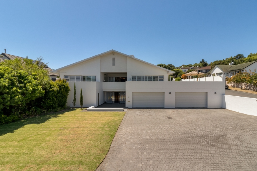 4 Bedroom Property for Sale in Briza Western Cape